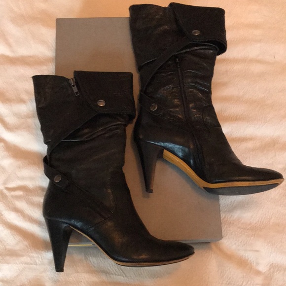 Black leather boot - Picture 3 of 13